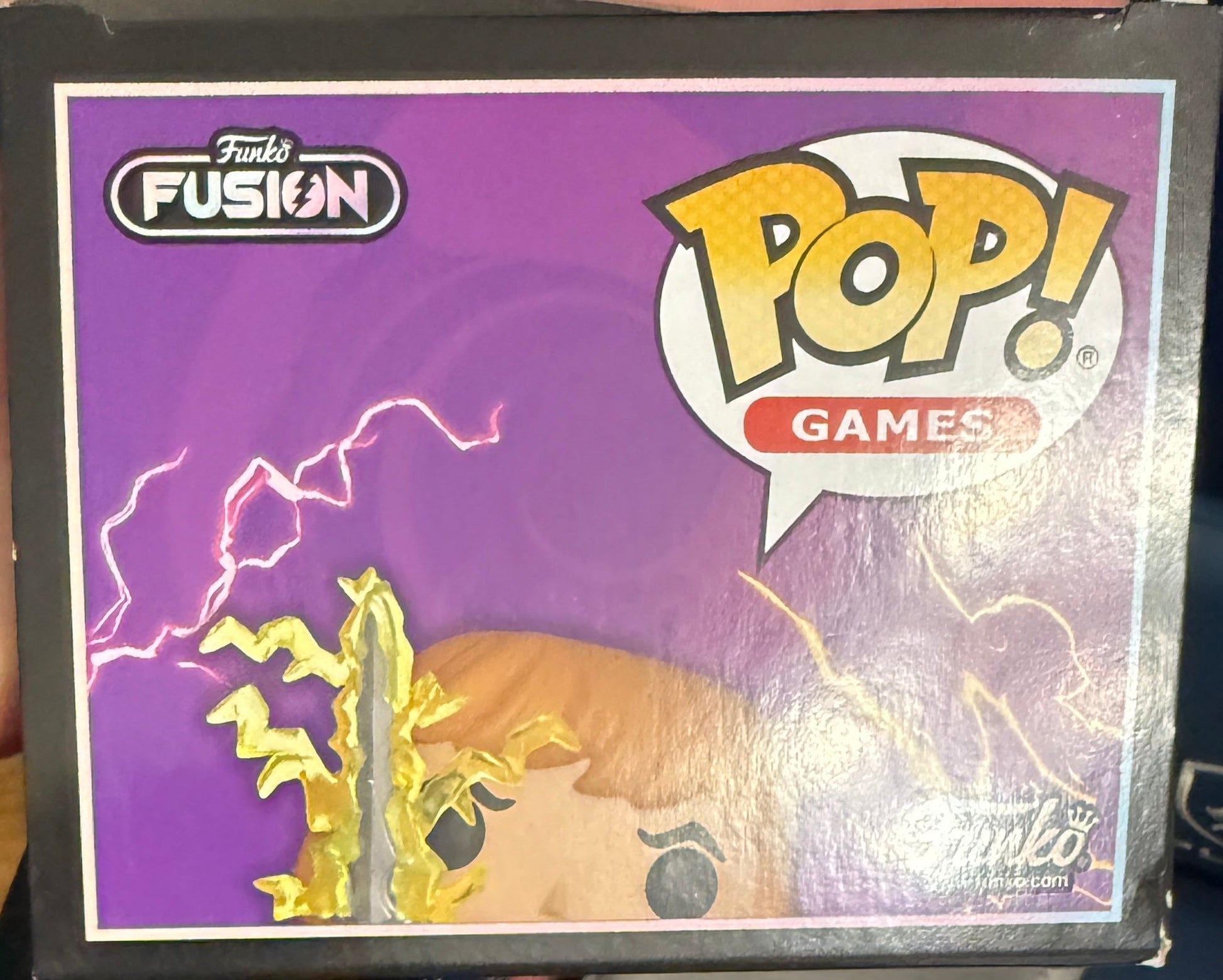 Funko Fusion He - Man Funko Pop! Vinyl Figure #1006 Chase Variant - Dark Arts Comics